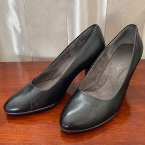 COPY - Aerosoles Leather Pumps sz8.5